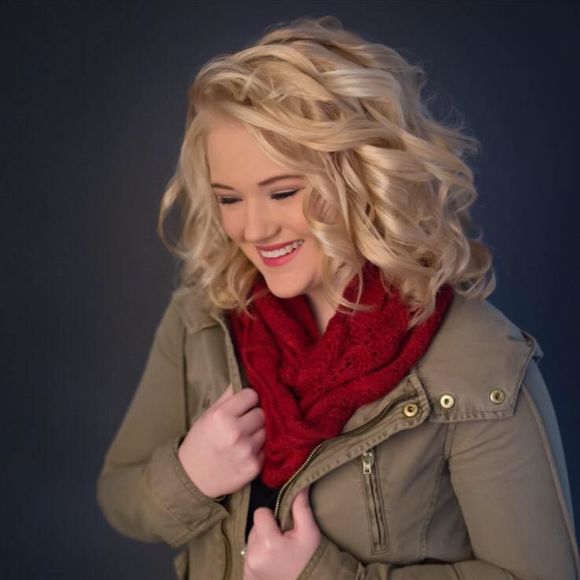 Meet your Posher, Lindsey - Picture 1 of 1